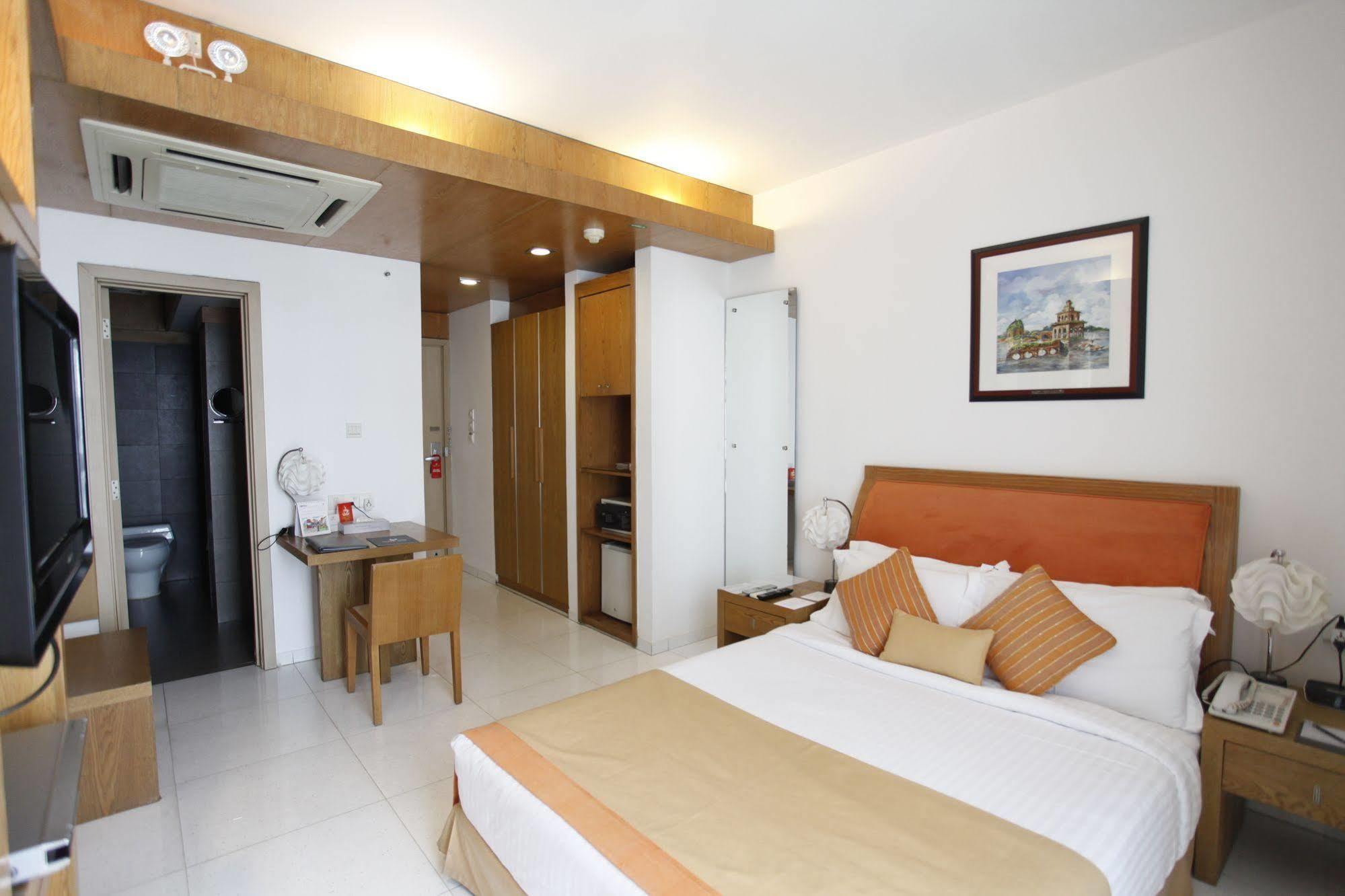 Platinum Suites 达卡 外观 照片